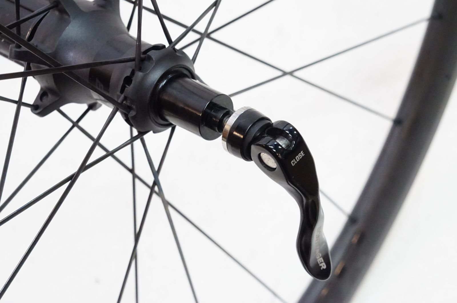 BONTRAGER 「ボントレガー」 AEOLUS PRO 3 シマノ11速 ホイールセット 