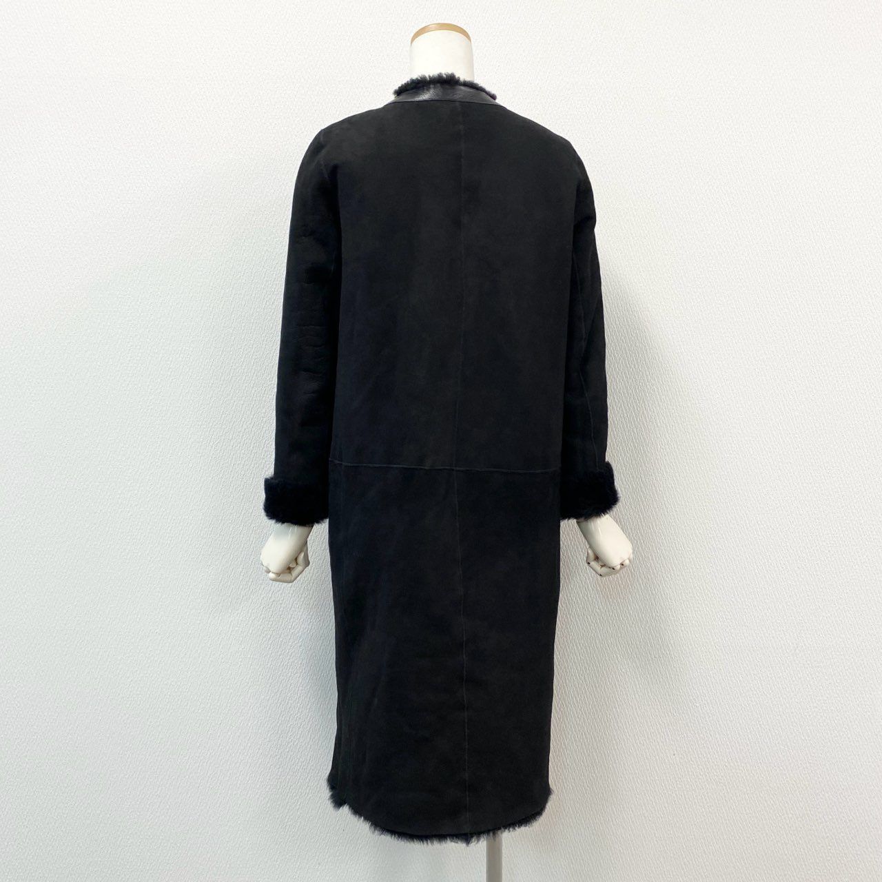65g18 《美品》 KARL DONOGHUE カールドノヒュー ムートンコート
