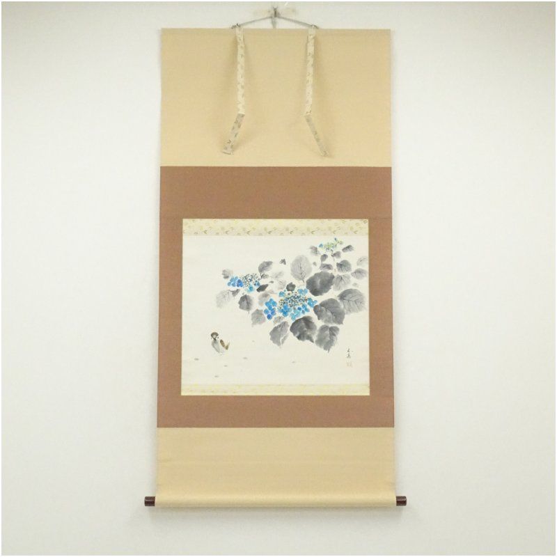 【美品】掛軸 菖蒲 宮台玉英 肉筆 共箱あり 花鳥画 和室インテリア 日本画 夏 美品】掛軸 菖蒲 宮台玉英 肉筆 共箱あり 花鳥画 和室インテリア