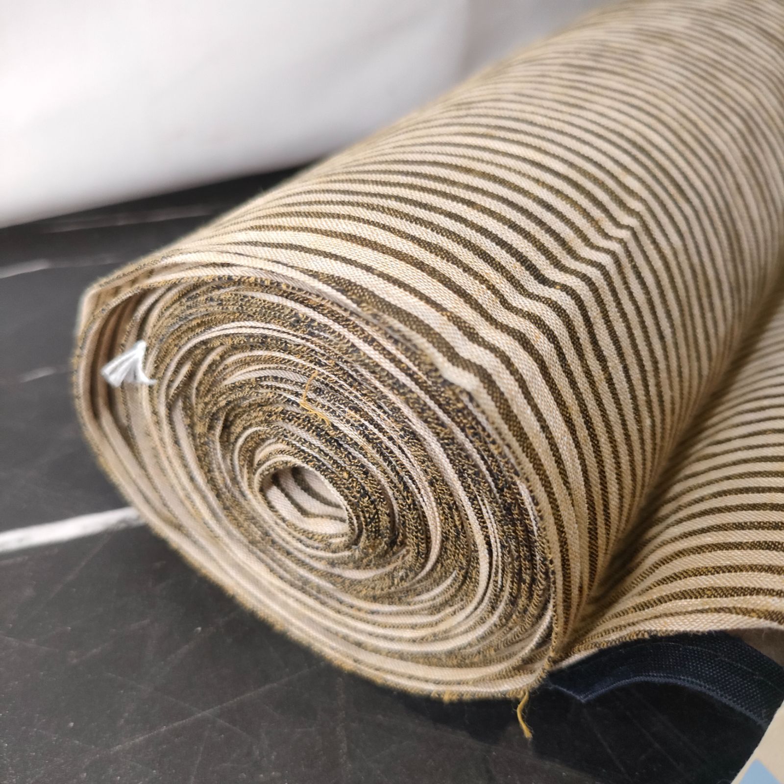 新品・未使用】近江ちぢみ 秦荘上布 反物 夏着物 縞模様 麻50
