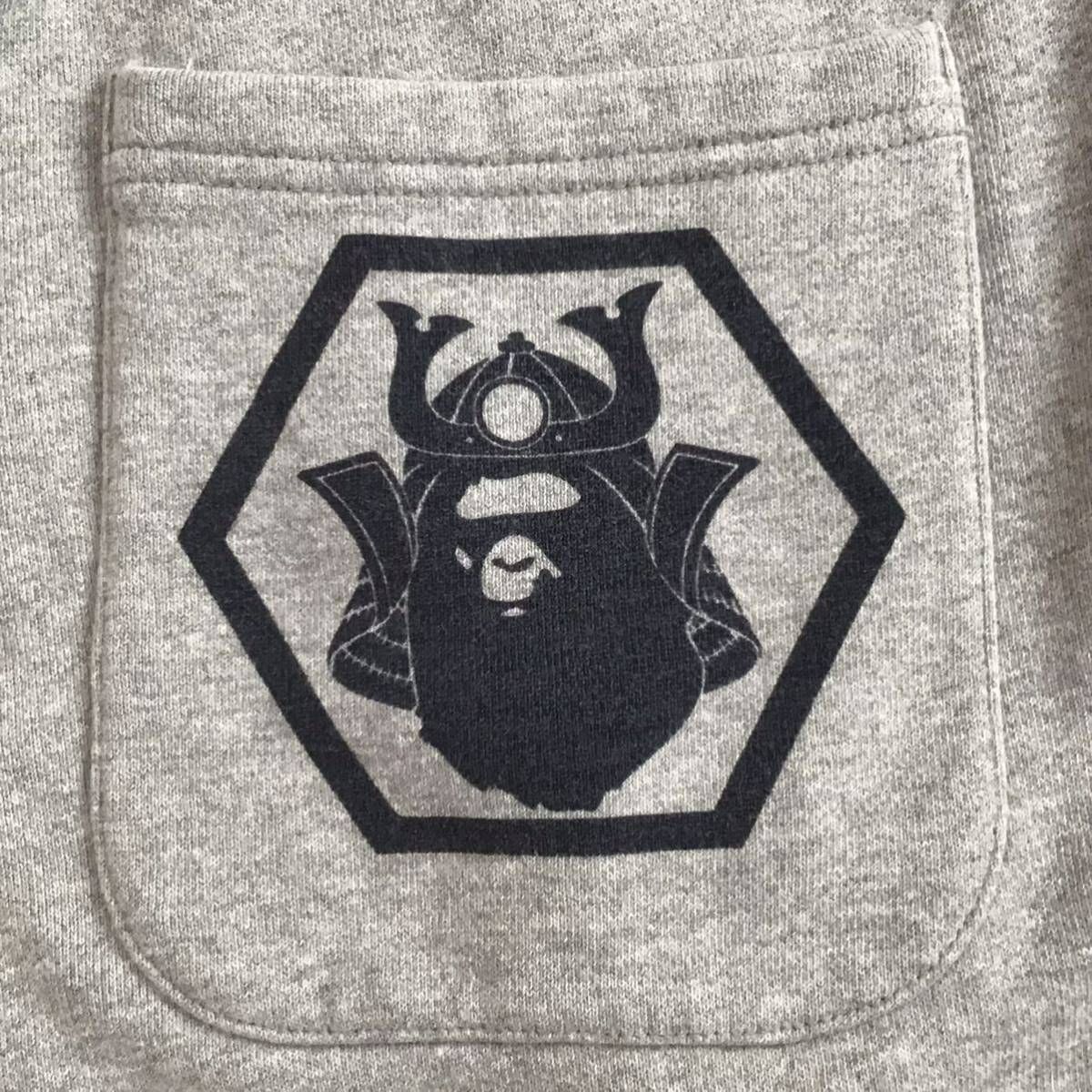 A Bathing Ape ダークグレー スウェット ベイプ セール】CLASSIC BATHING APE RELAXED FIT CREWNECK（スウェット