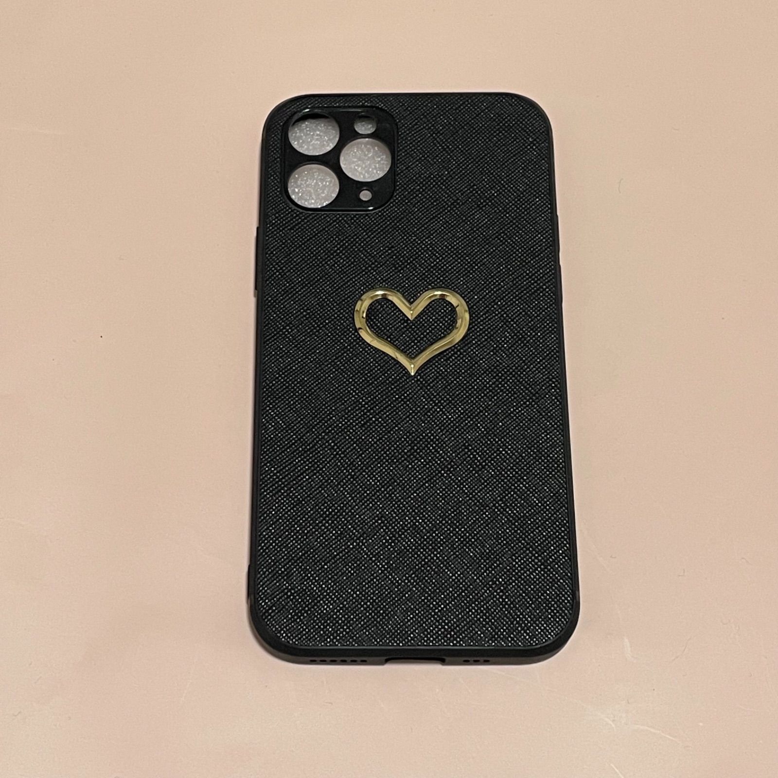 ブラック iPhoneケース 黒桜 - 立体加工 和風 ブラックiPhoneケース【iPhone17シリーズ