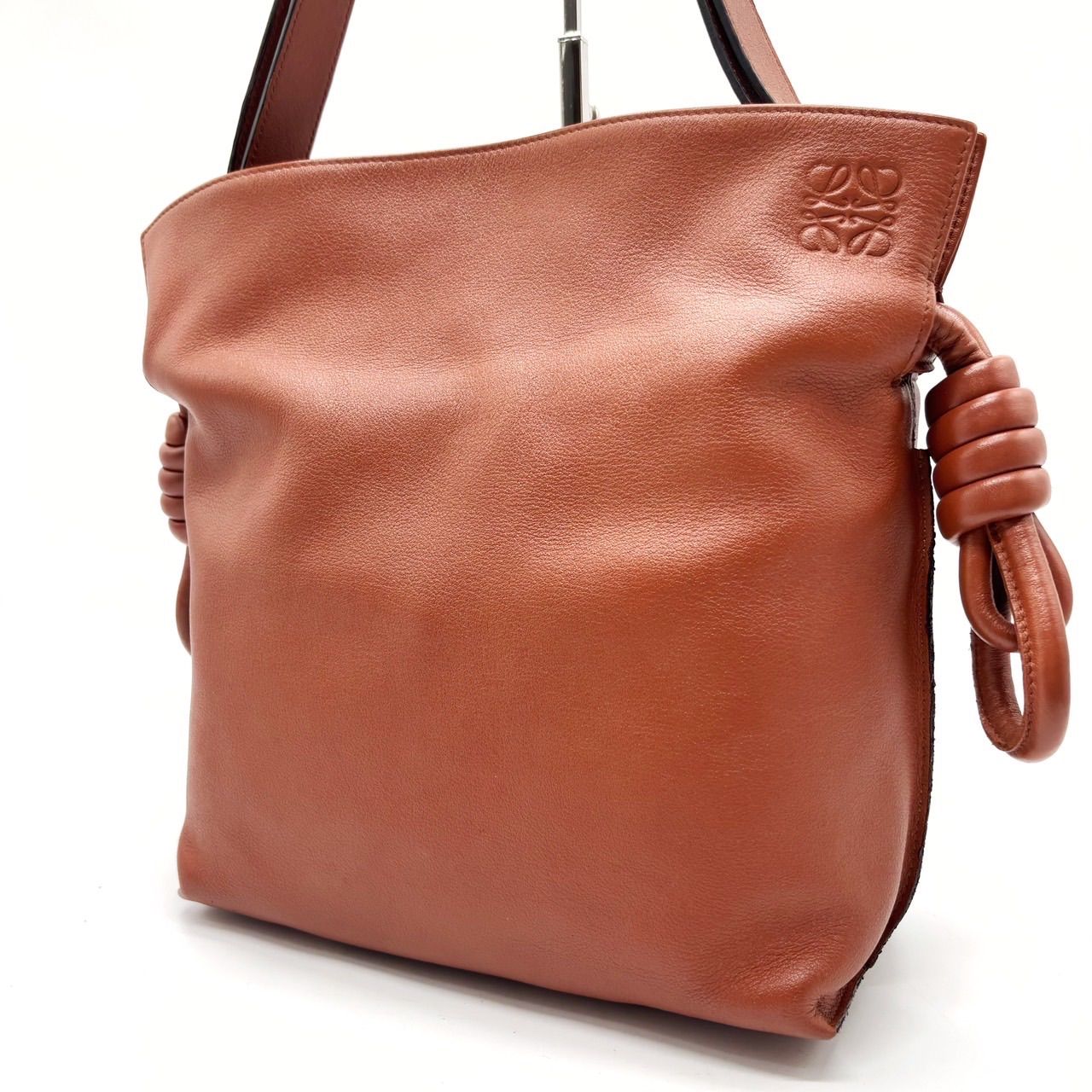 都内で 美品✨ LOEWE ロエベ フラメンコ ノット 巾着 ショルダーバッグ バッグ