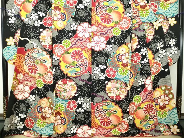 平和屋着物○豪華振袖 駒刺繍 雪輪吉祥花文 黒地 金彩 正絹 逸品  