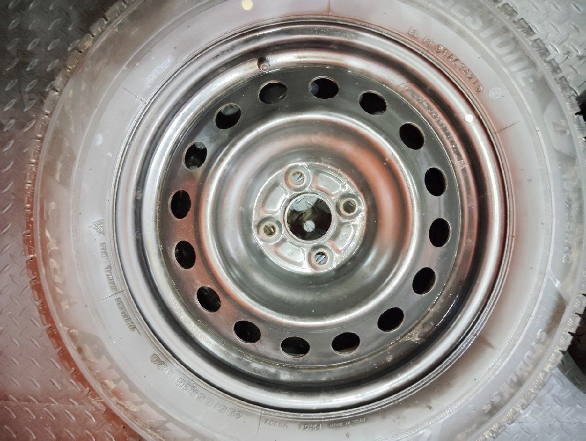 BS BRIDGESTONE BLIZZAK VRX3 195/65R16】スタッドレス【トヨタ ライズ