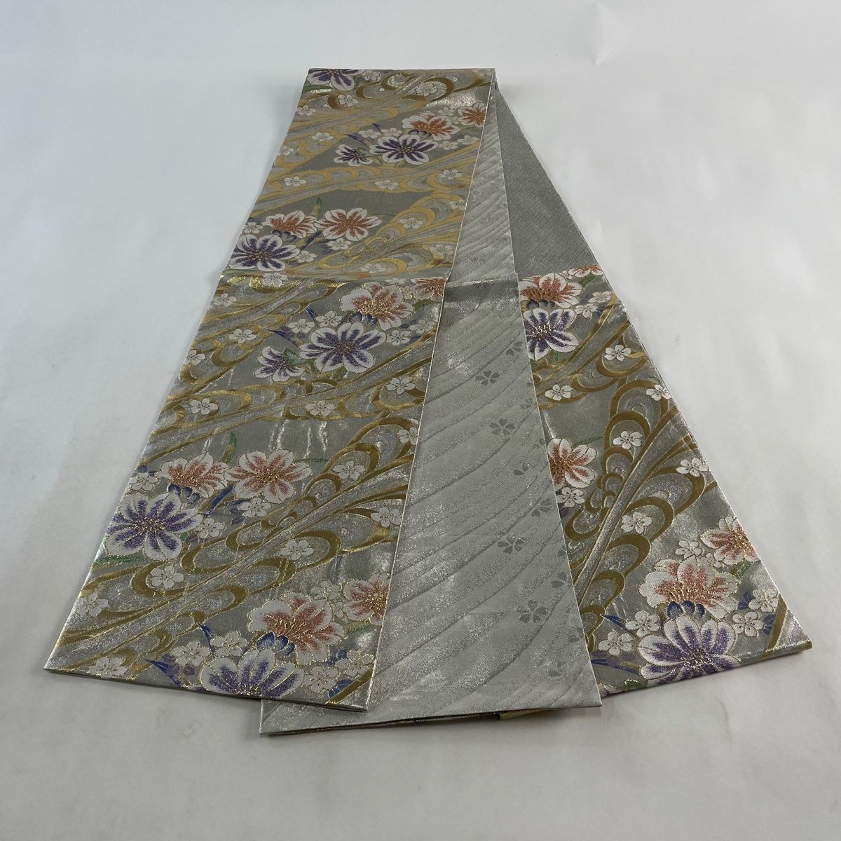 袋帯 正絹 袋帯 美品 名品 六通 正絹 六通 菊 牡丹 金糸 O-0018