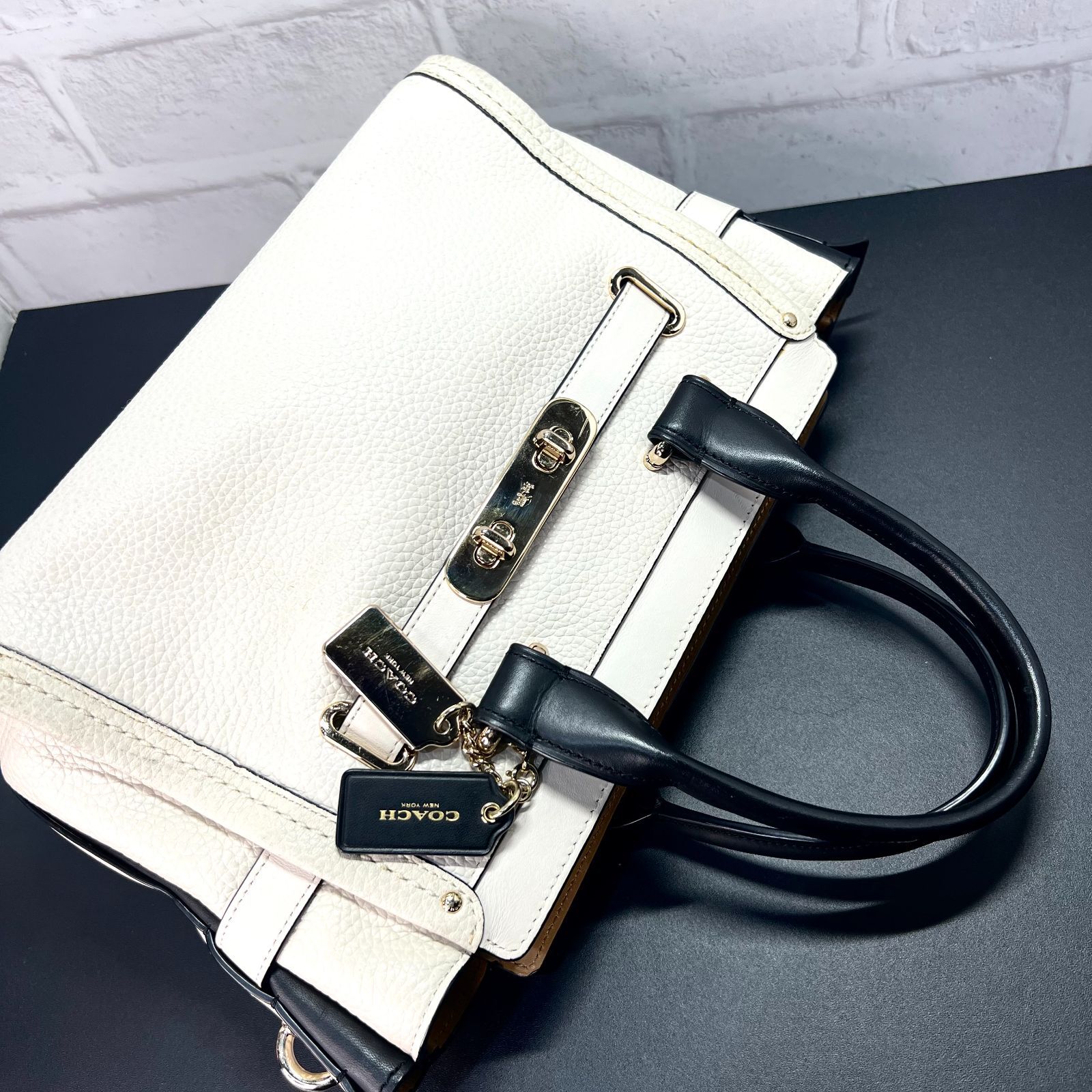 超美品○COACH コーチ○34417○スワッガー 27 キャリーオール○レザー 