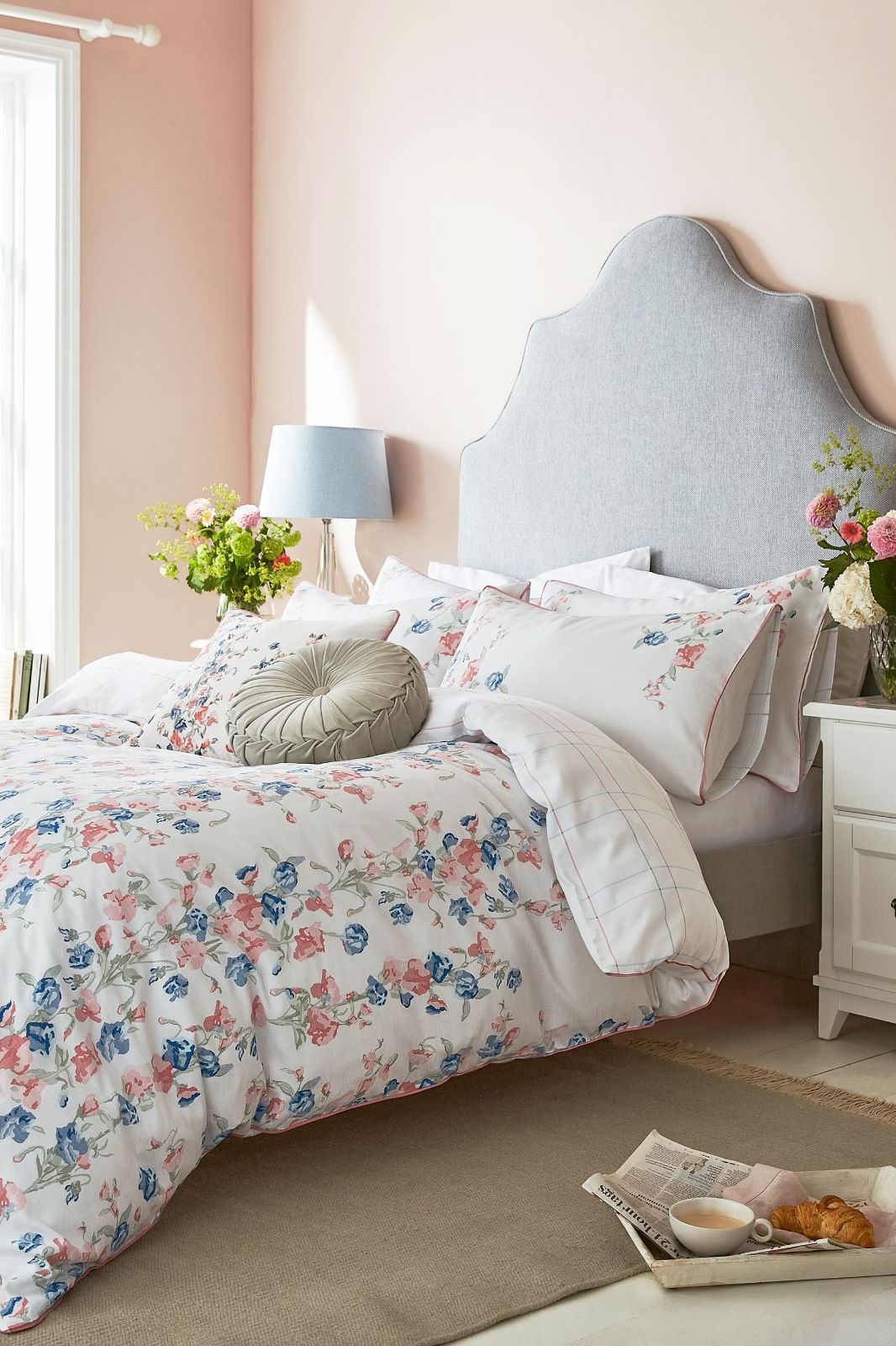 LAURA ASHLEYデュペカバー（ダブル】コスモス柄 デュベカバー