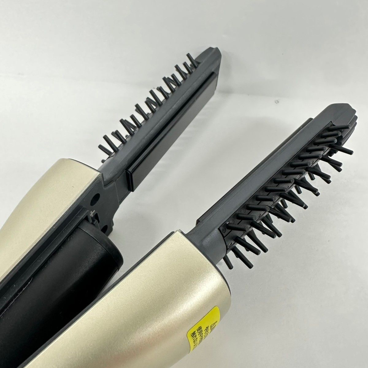 ヤーマン コードレスアイロン ヘアボリューマー YJHB2N ゴールド 楽天市場】YA-MAN ヤーマン コードレスアイロン ヘアボリュー