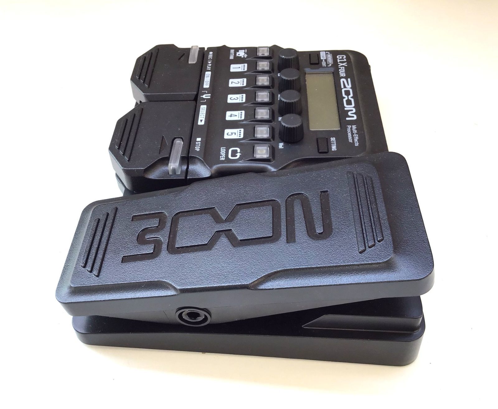 ZOOM G1X FOUR マルチエフェクター 限定カラー イケシブ」オープン記念