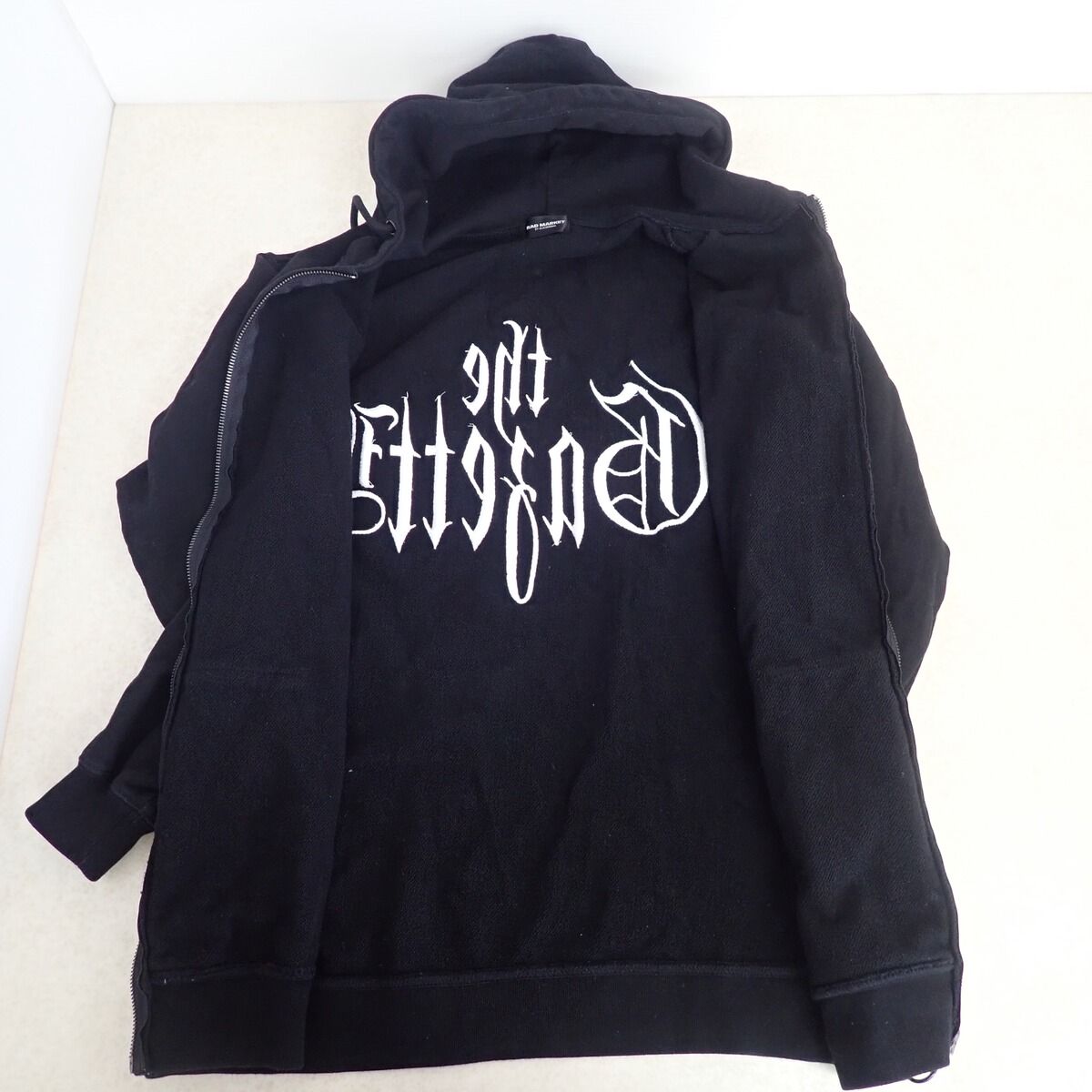 宅配買取】the GazettE(ガゼット)のパーカー、入荷しました