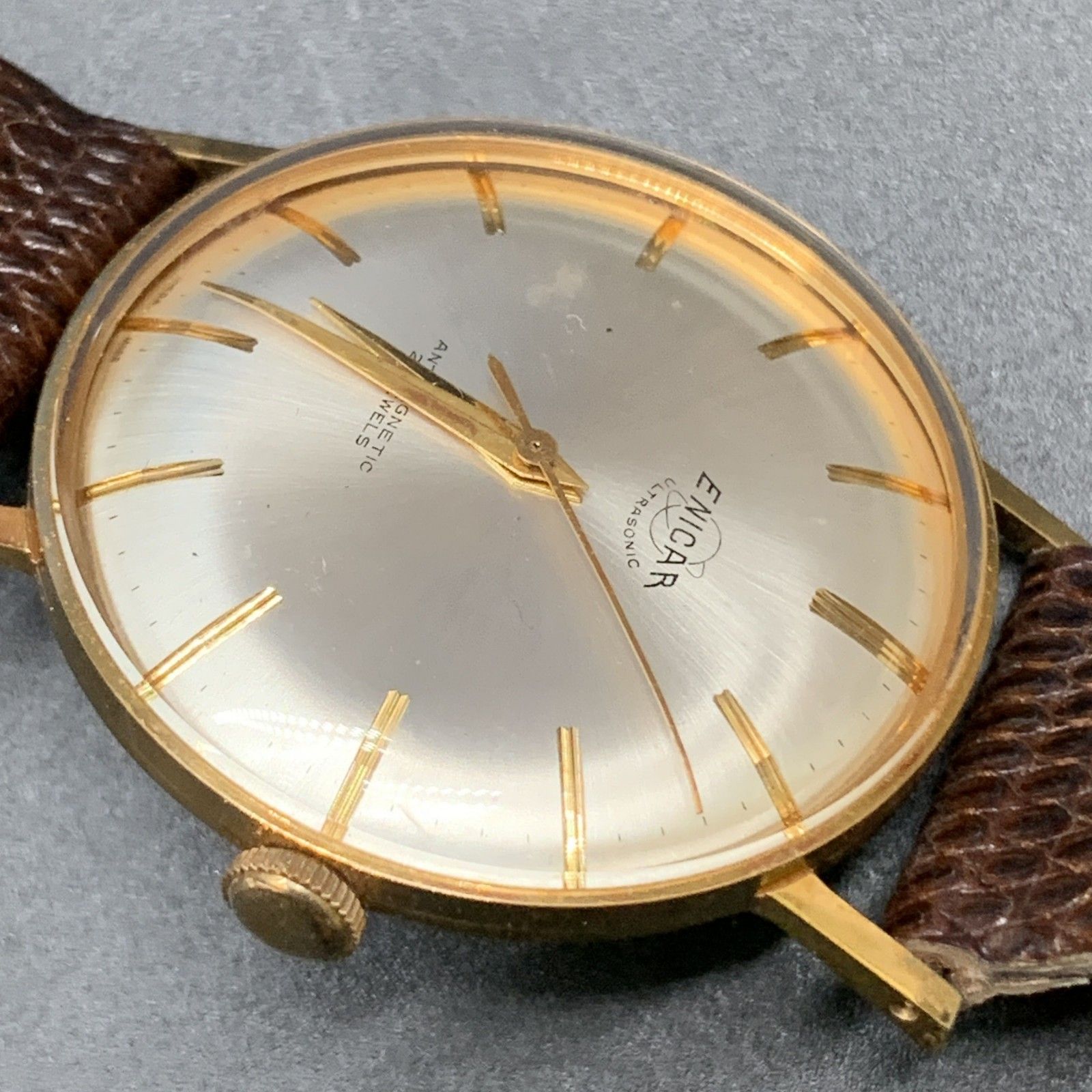 P 433 可動 ENICAR エニカ ウルトラソニック ラウンド メンズ 腕時計 手巻き ヴィンテージ