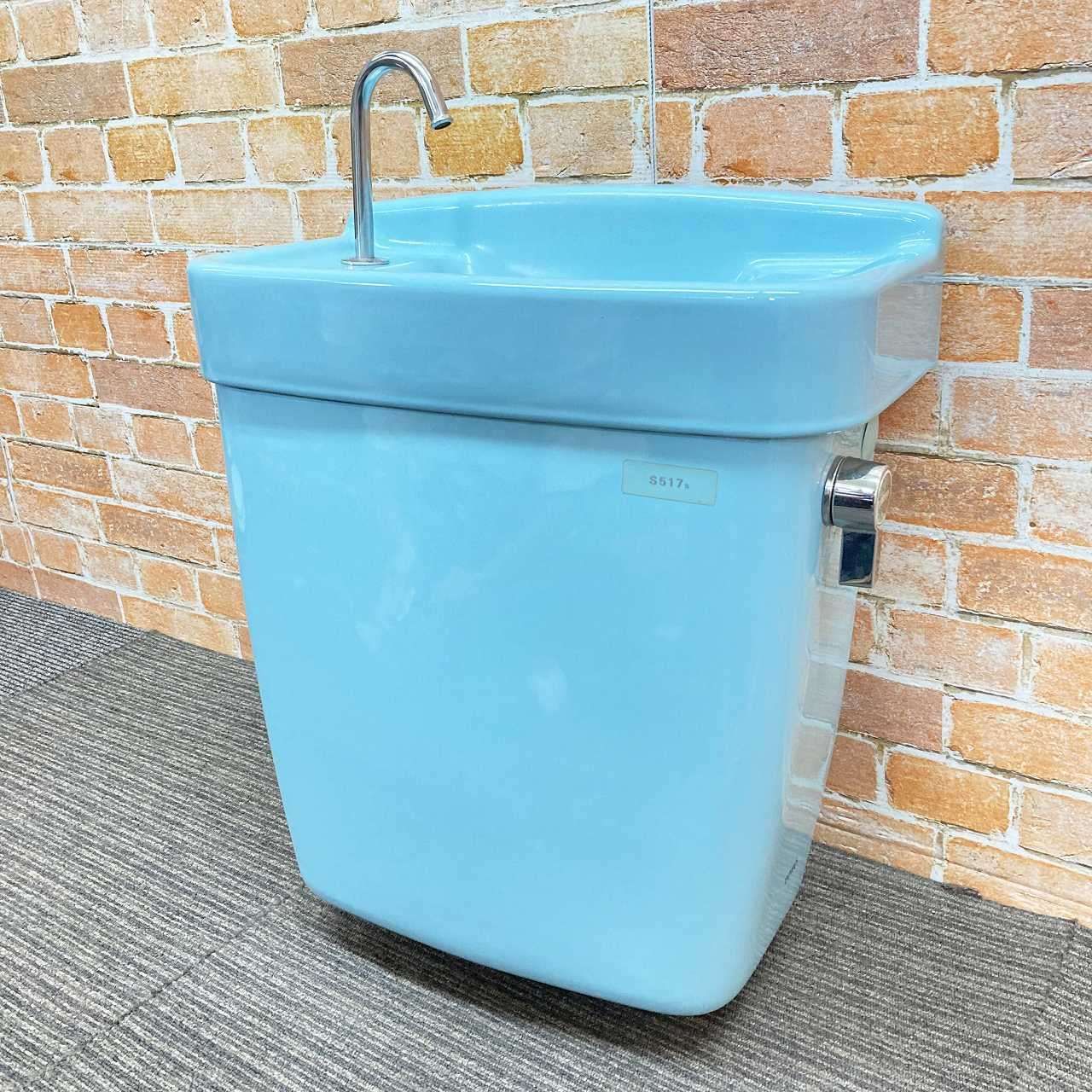 品 TOTO 洋式 トイレ便器 ロータンクと蓋のセット S517s ブルー系 5I091802