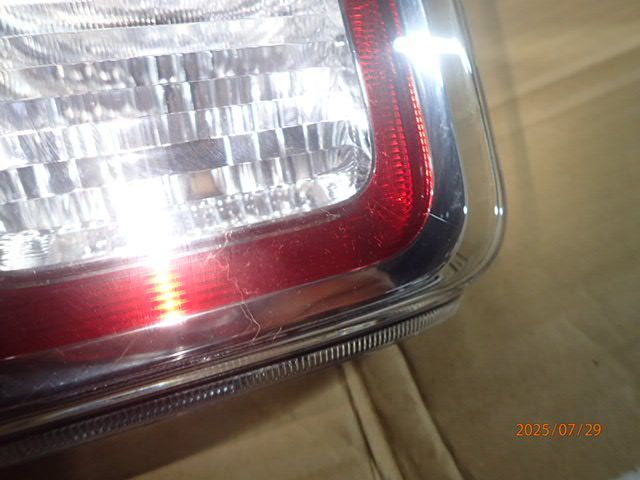 スズキ 現行 ハスラー MR52S テールランプ テールライト 右 運転席側