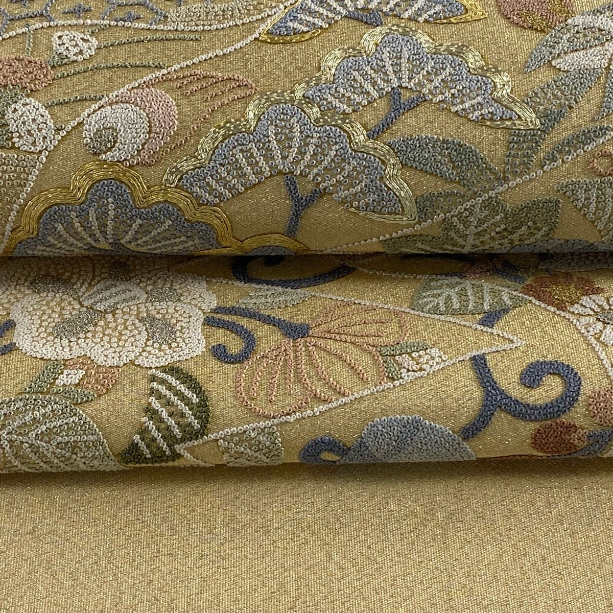 袋帯 美品 逸品 短冊 椿 相良刺繍 金糸 金色 お太鼓柄 正絹