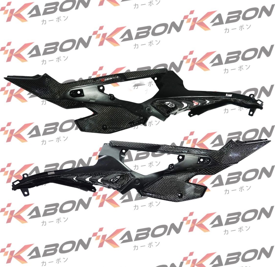 ZX25R カーボンニーグリップ 受注製造