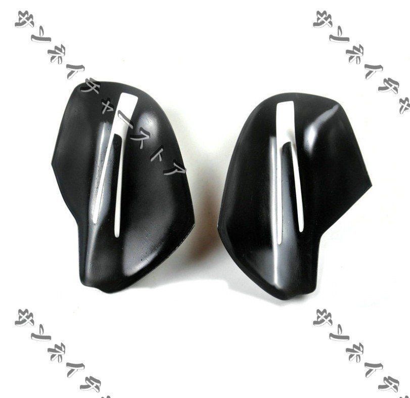 カーボンファイバー製