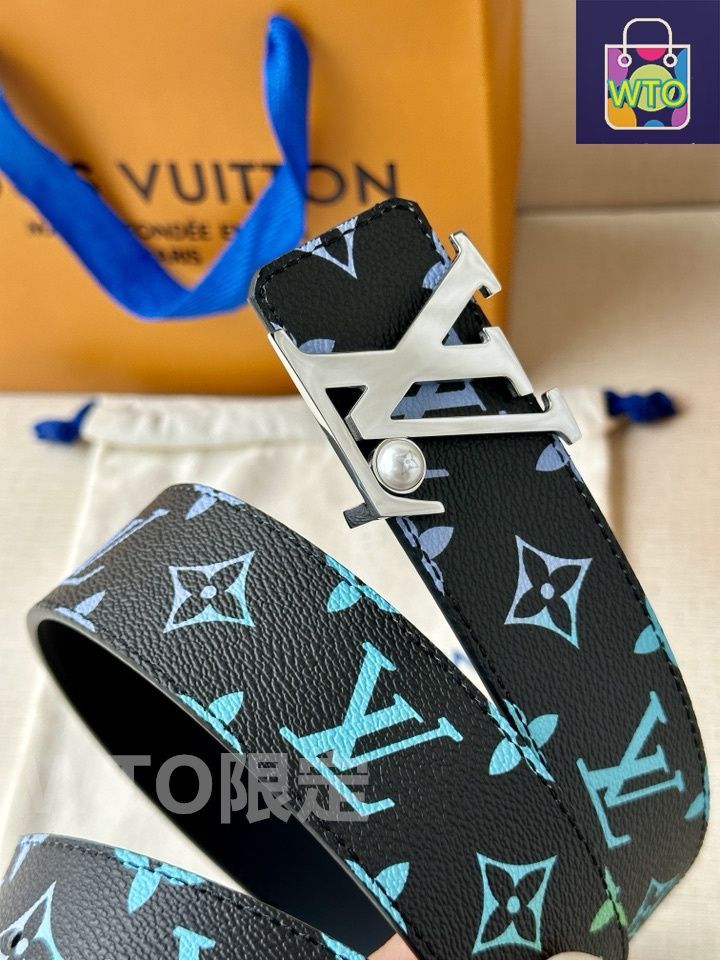 ⭐︎LOUIS VUITTON⭐︎ ベルト　ほぼ未使用 今日特価】Louis Vuitton Initiales ルイヴィトン イニシャルズ