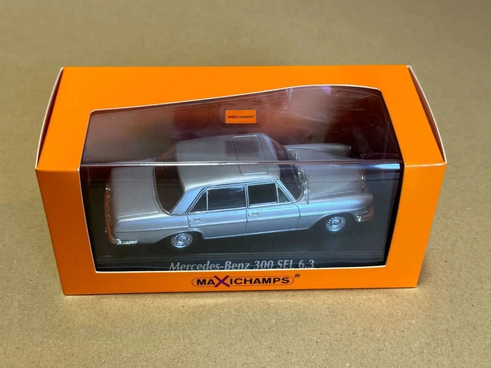新品，格安 新品 ミニチャンプス 1/43 メルセデス ベンツ 300 SEL 6.3 W109 1968 シルバー MAXICHAMPS 940039101 MERCEDES-BENZ Silver 4012138752139 MINICHAMPS PMA その他