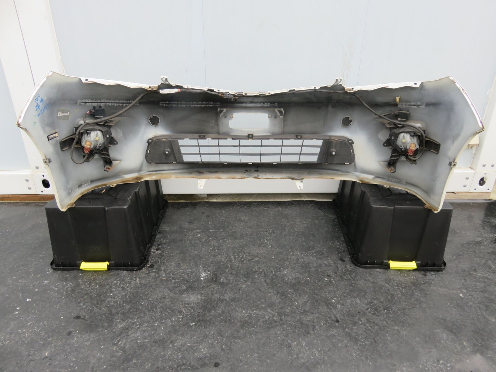 パールホワイト