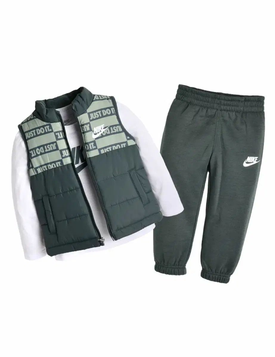 Nike Kids ナイキキッズ 3pc セット
