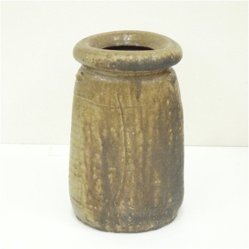 備前焼 伊勢崎紳造 三角花入 共箱 花入れ 茶道 茶道具 花瓶 花器 おしゃれ フラワーベース 道具 茶室 華道 華道具 インテリア hnir