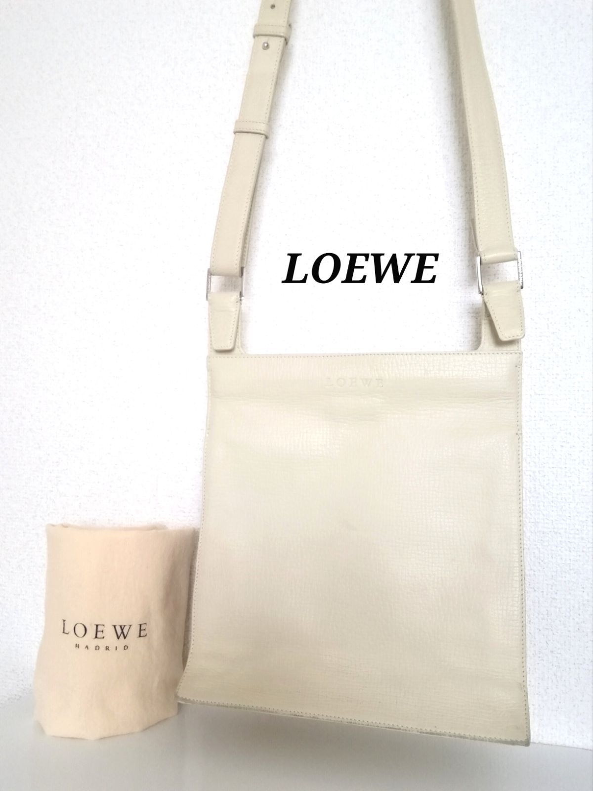 売れ筋ランキングも LOEWE ロエベ レザー ショルダーバッグ ベージュ