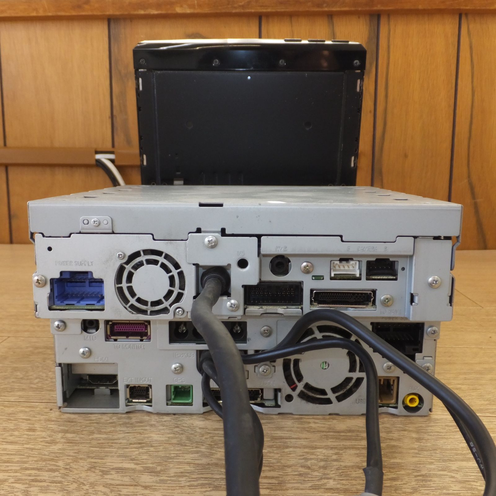 carrozzeria AVIC-VH0099 サイバーナビ AVIC-ZH009 商品概要