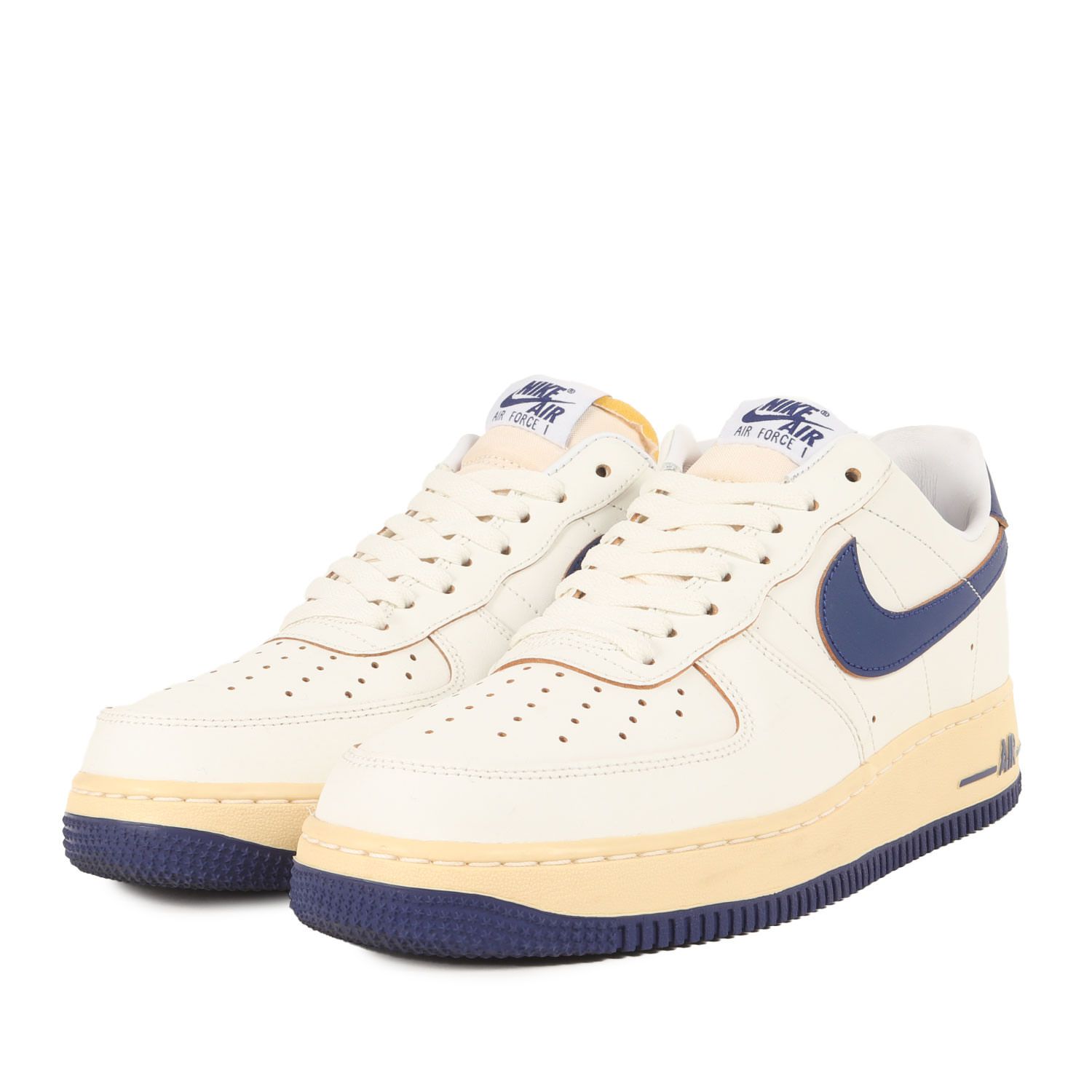 NIKE AIR FORCE 1 27.0cm WMNS