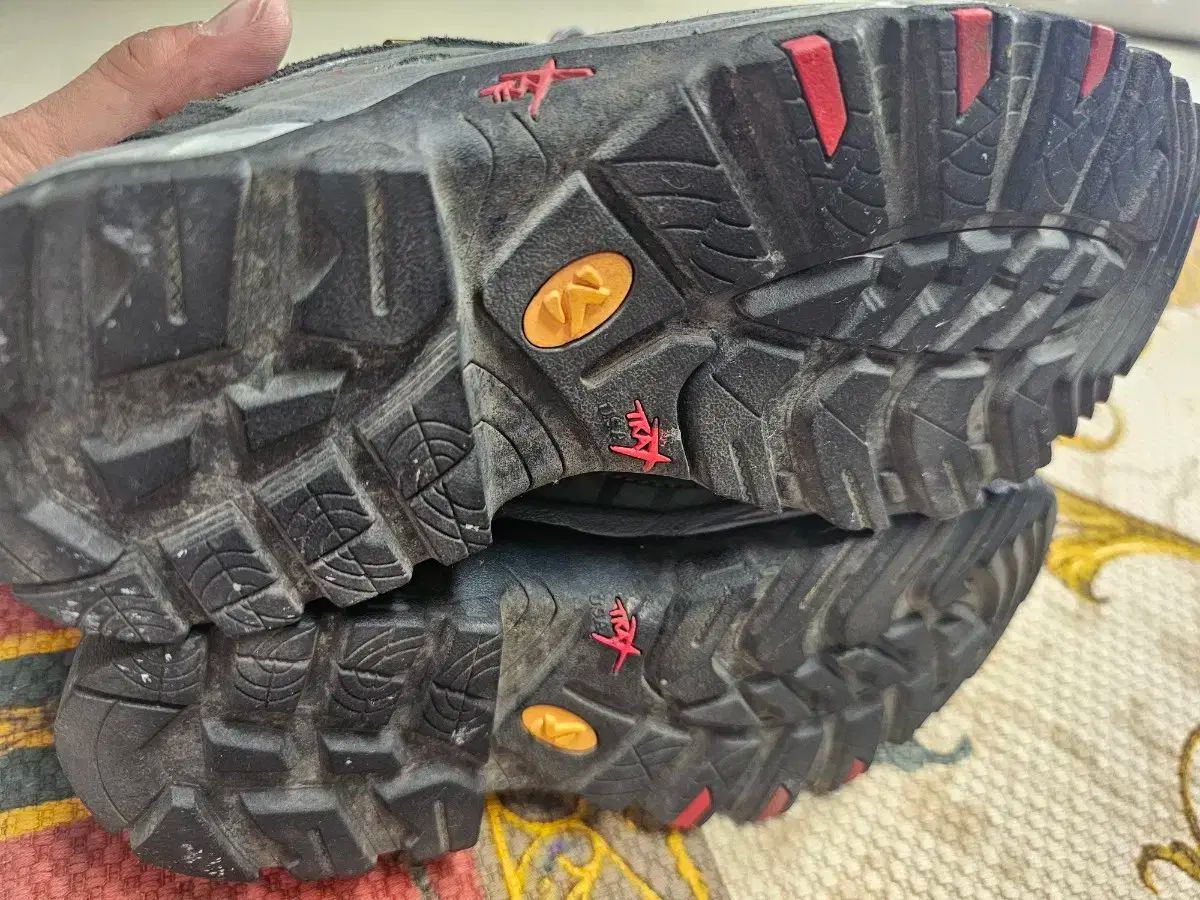 GORE-TEX
