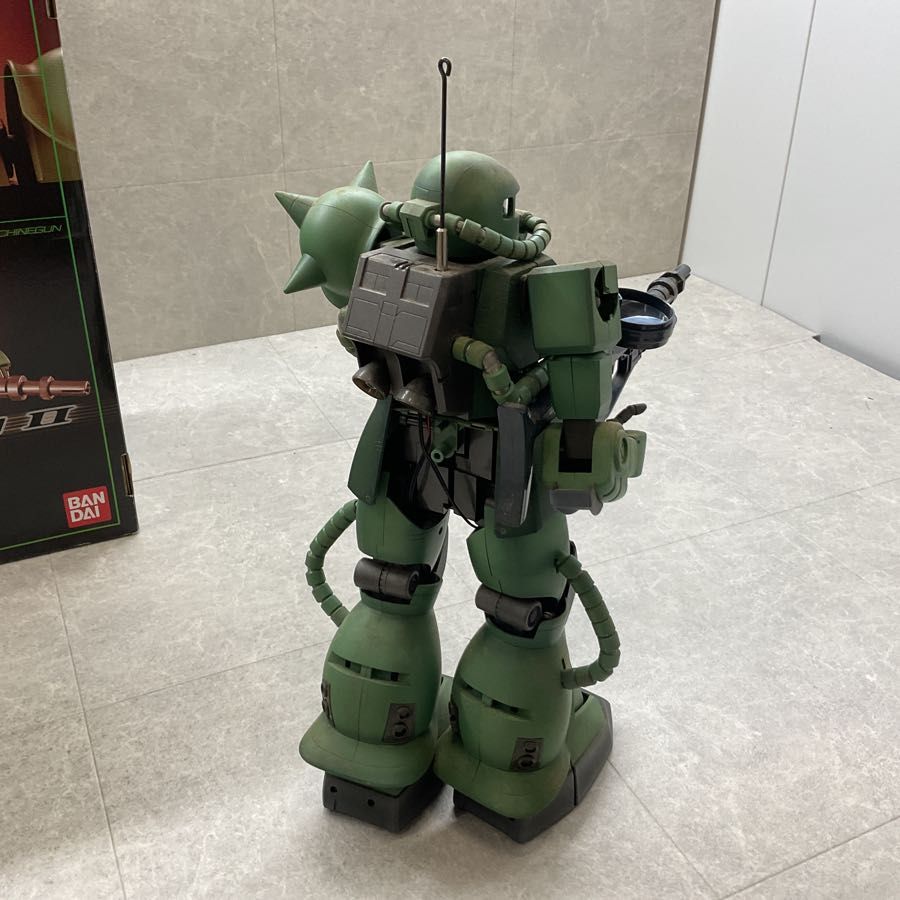 ジャンク BANDAI バンダイ RC テックロイド 機動戦士 ガンダム 量産型 MS-06F ザク 色彩済み 組み立てキット ラジコン