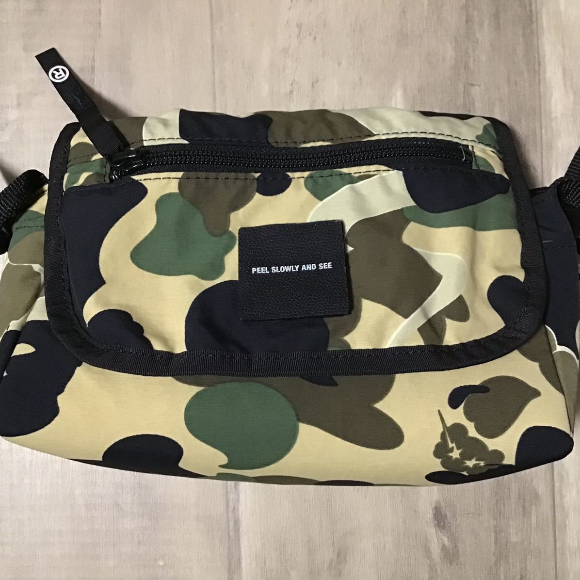 ☆激レア☆ kaws bendy 1st camo yellow ショルダー バッグ a bathing ape BAPE bag カウズ エイプ  ベイプ アベイシングエイプ 迷彩 - メルカリ