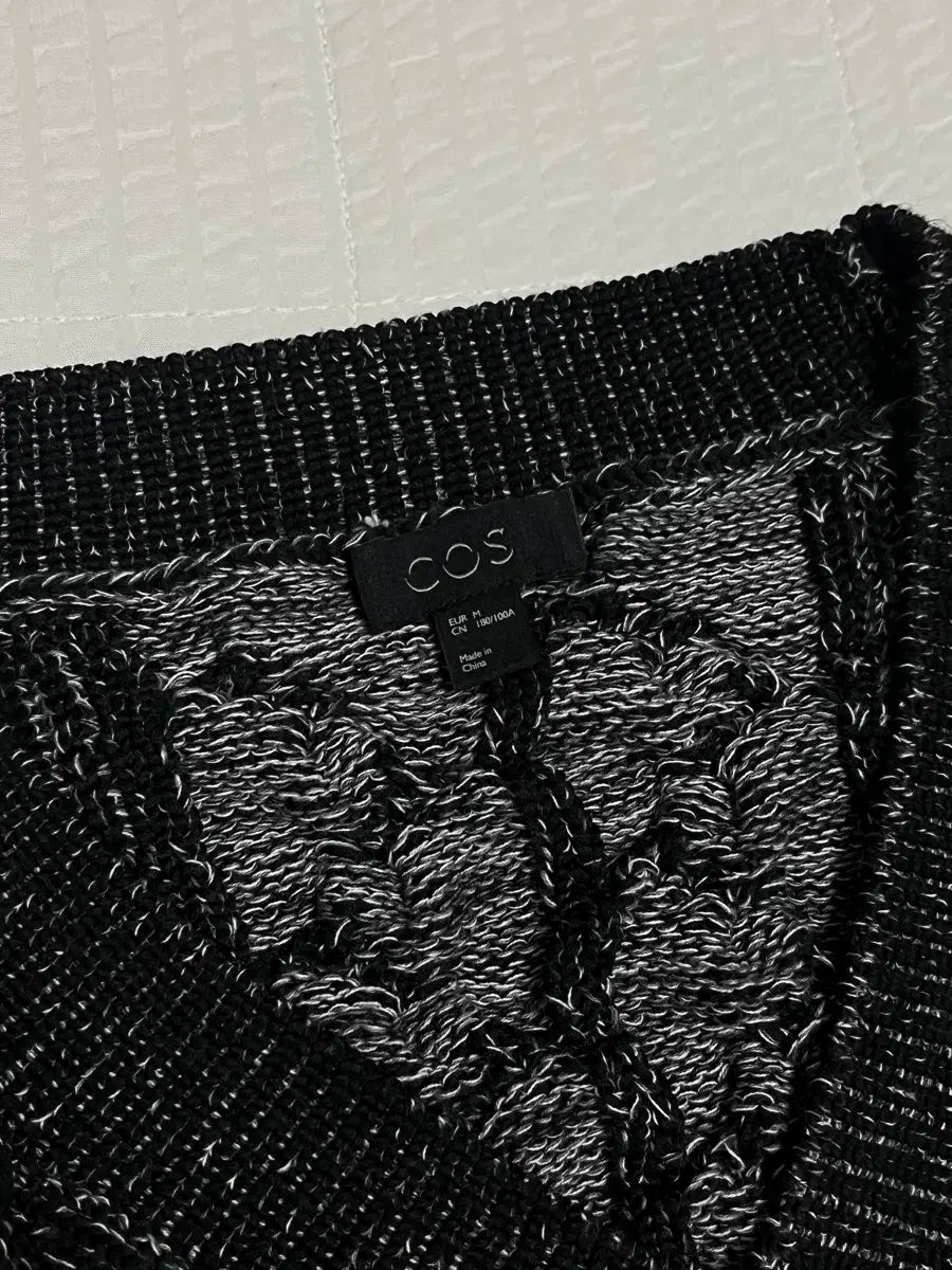 COS(コス) ケーブル ニット セーター ベスト M KNITTED VEST ニット