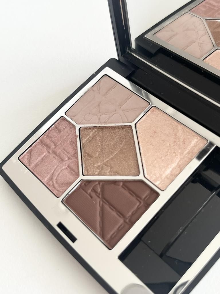  製 Dior ディオールショウ サンククルール アイシャドウ フランス製 647 み 6459507 アイシャドウパレット パウダーアイシャドウ