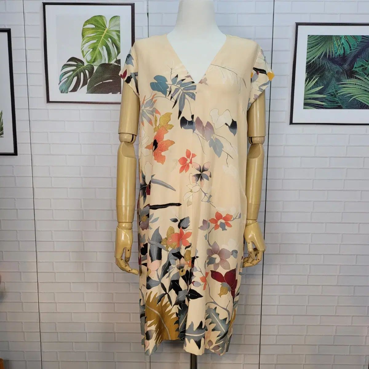 美品】エトロ フレンチスリーブタイトワンピース イタリー製 44