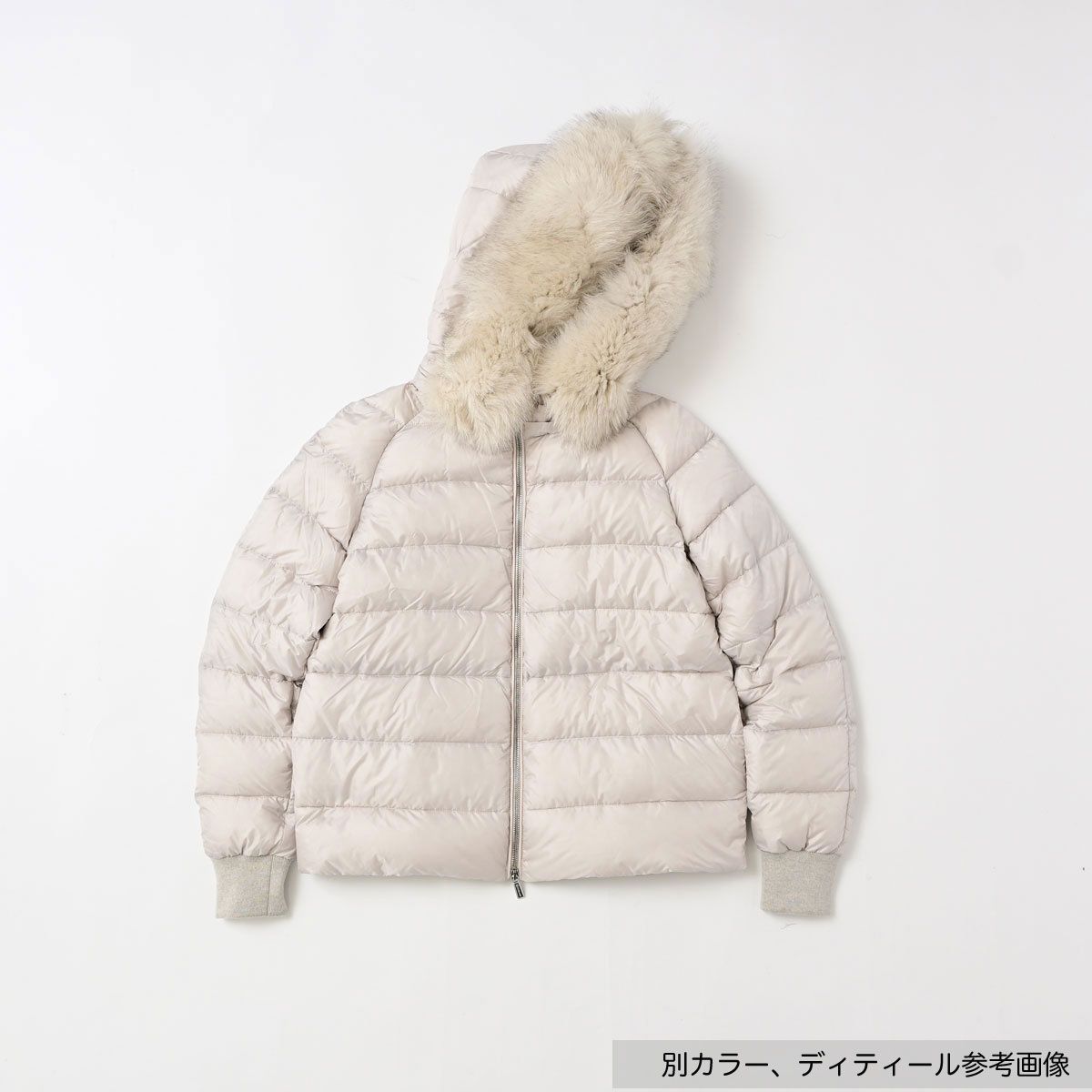 新品タグ付 MOORER ムーレー ショート ケープ ダウンジャケット PEGASO