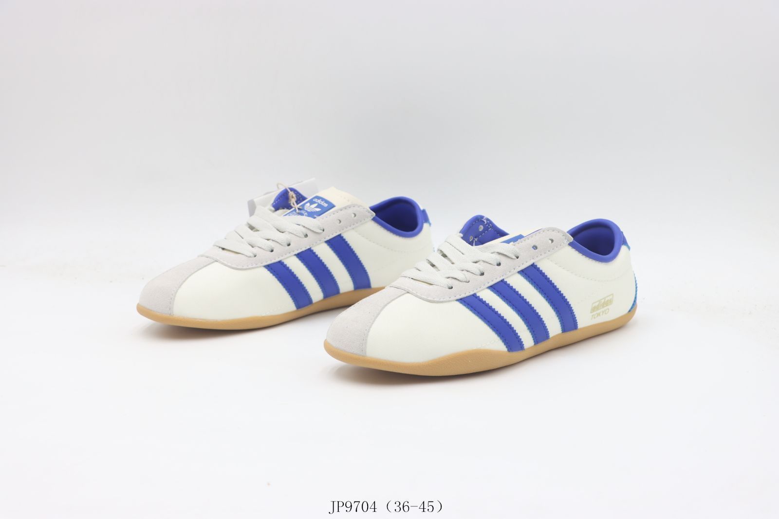 今日 アディダス