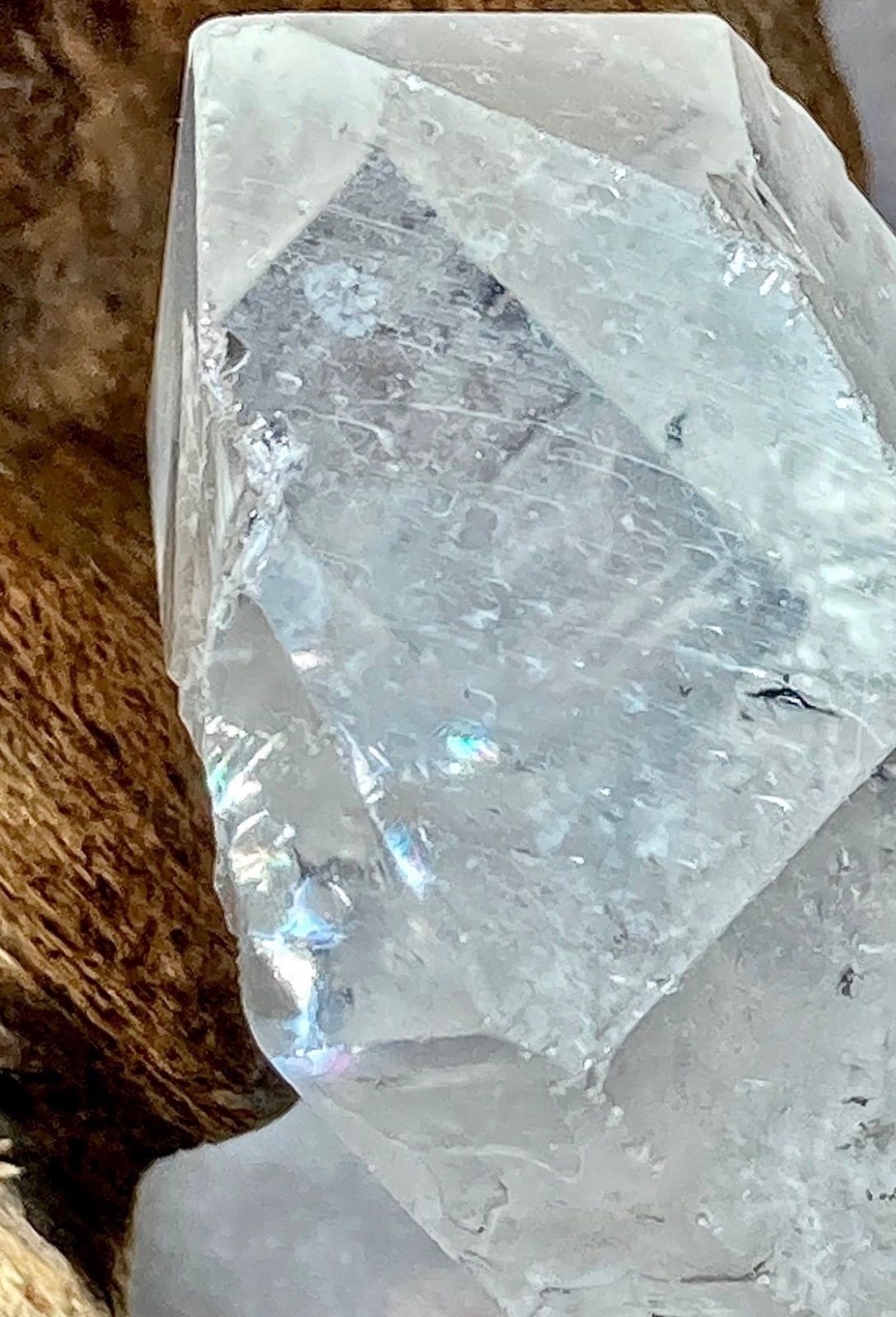 レコードキーパー✨ 虹入り ブラジル・ミナスジェライス州 水晶