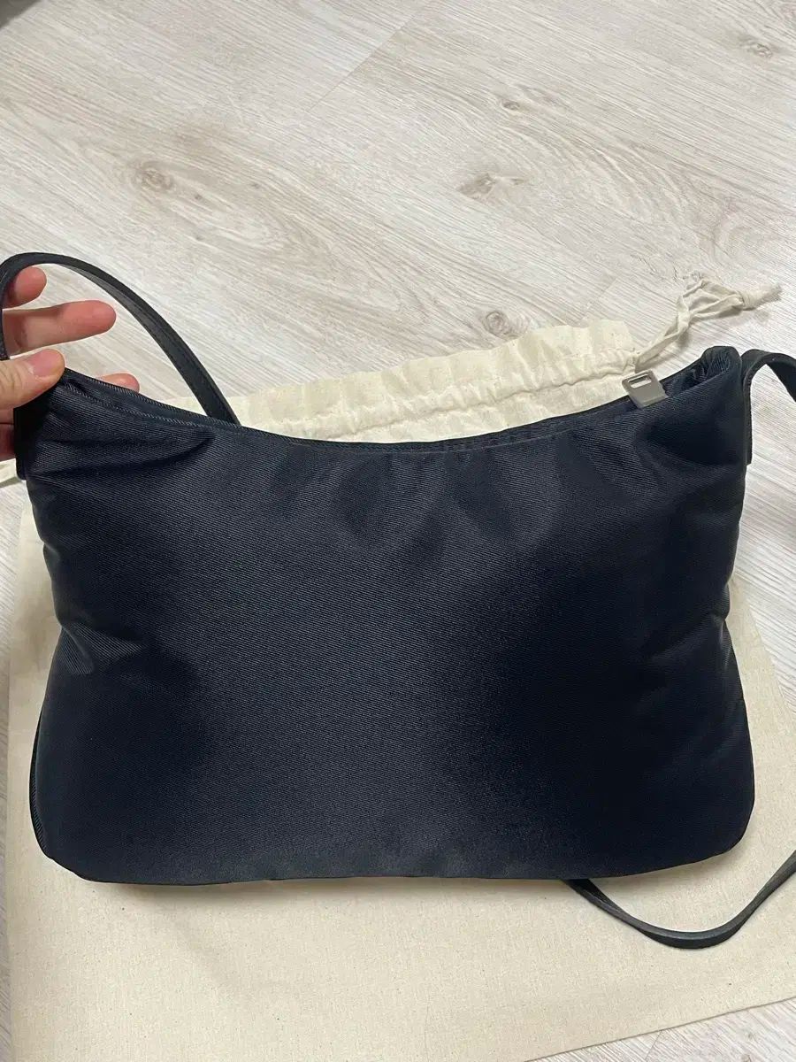 【新品未使用】minitmute CLO ソフト ショルダーバッグ ブラック 新品未使用】minitmute CLO ソフト ショルダーバッグ ブラック - メルカリ
