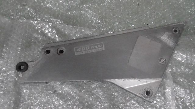 CB-1 NC27-1010xxx の サイドカバー 右:#1749097843