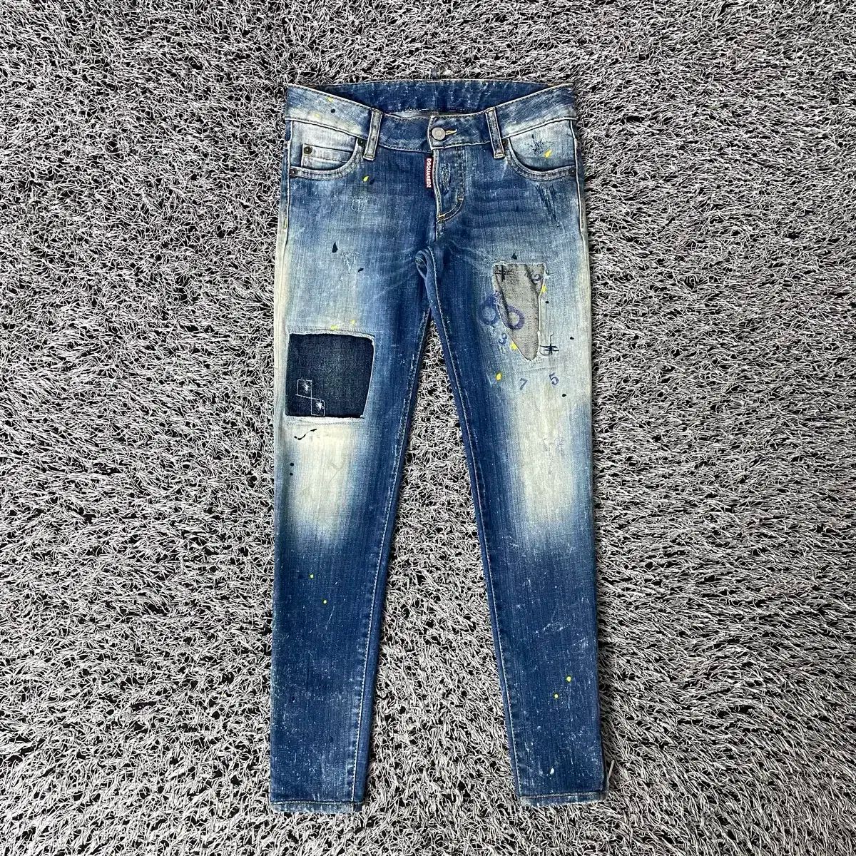 DSQUARED2 ディースクエアード2 レディース デニムパンツ ジーンズ 26-27