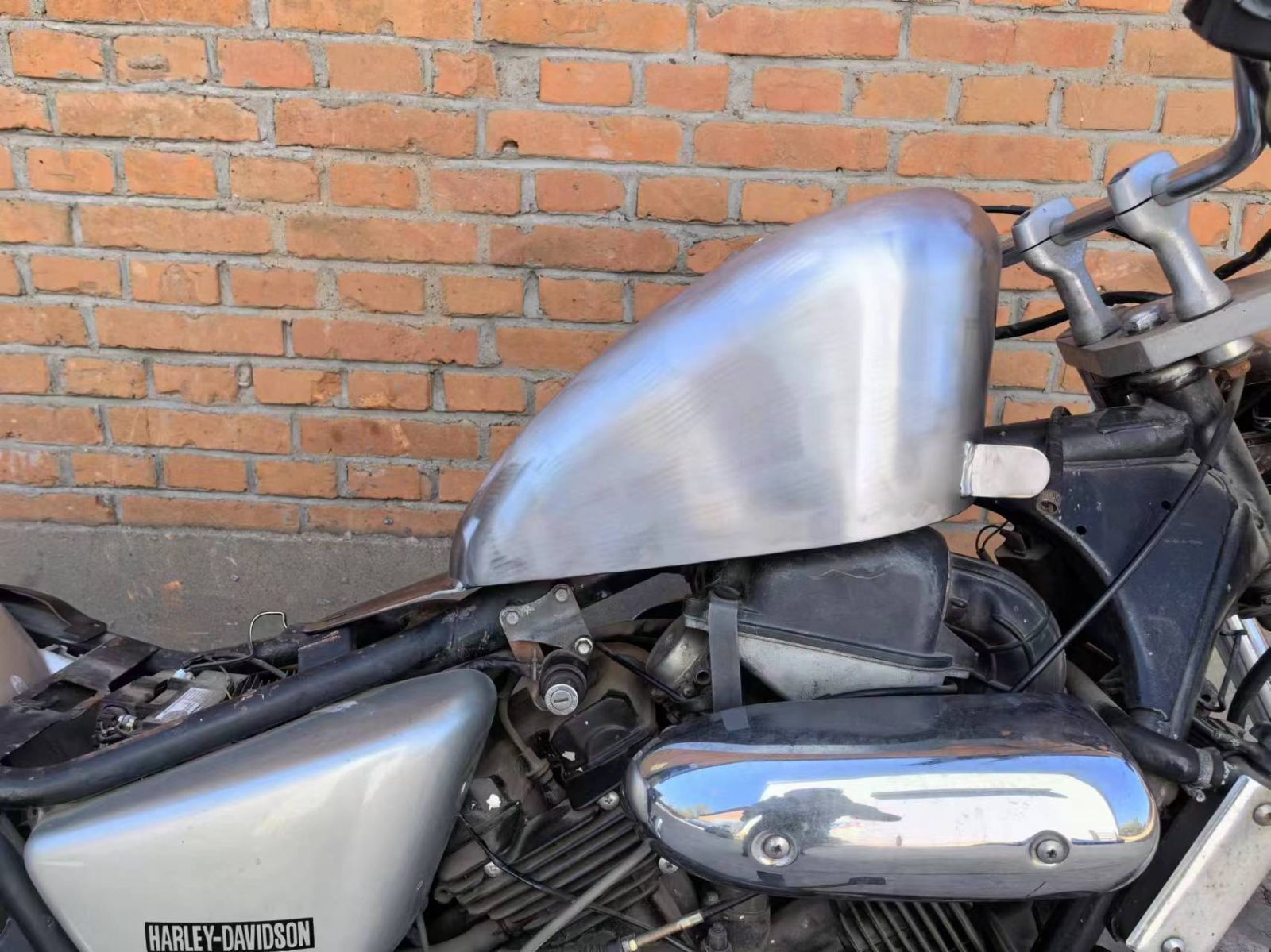 V-TWIN