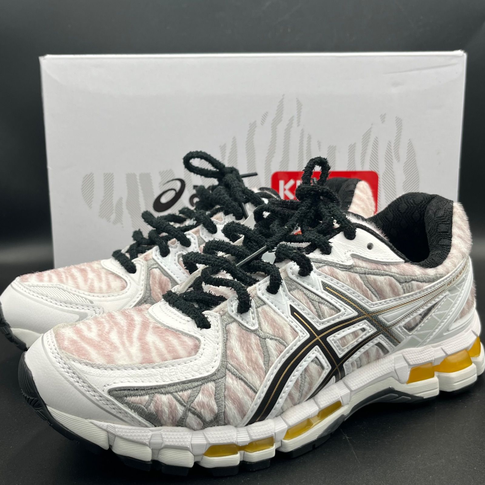 asics アシックス GELKAYANO 20 スニーカー　グレー　25cm $_57.JPG?set_id=880000500F