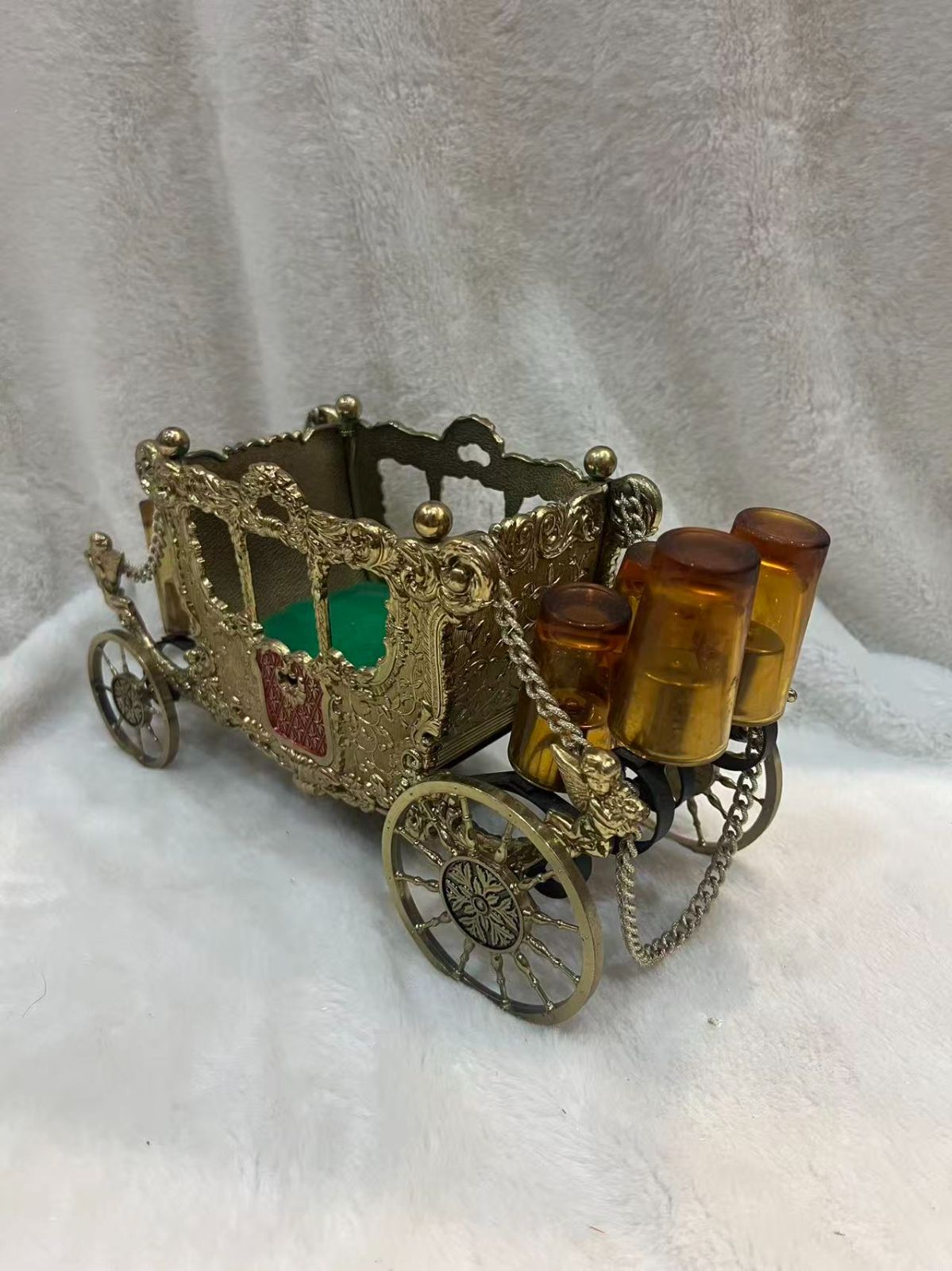 ミニバー 乗り物型