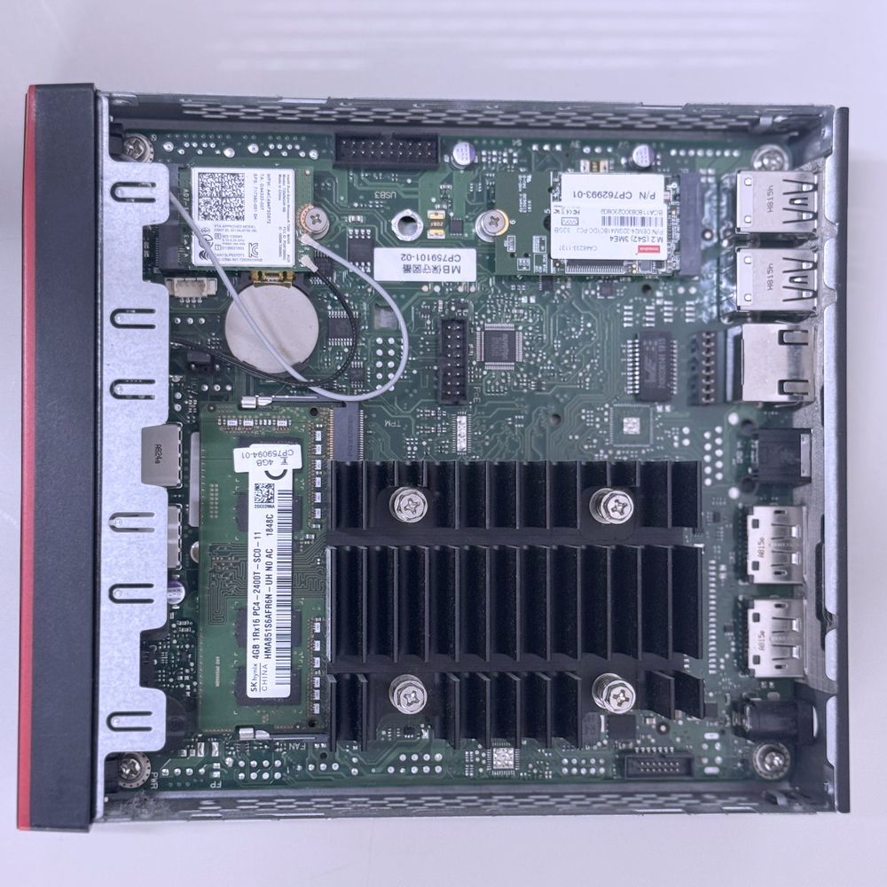 Fujitsu ミニPC AC付き S740 SSD 32G メモリ16G（超小型PC