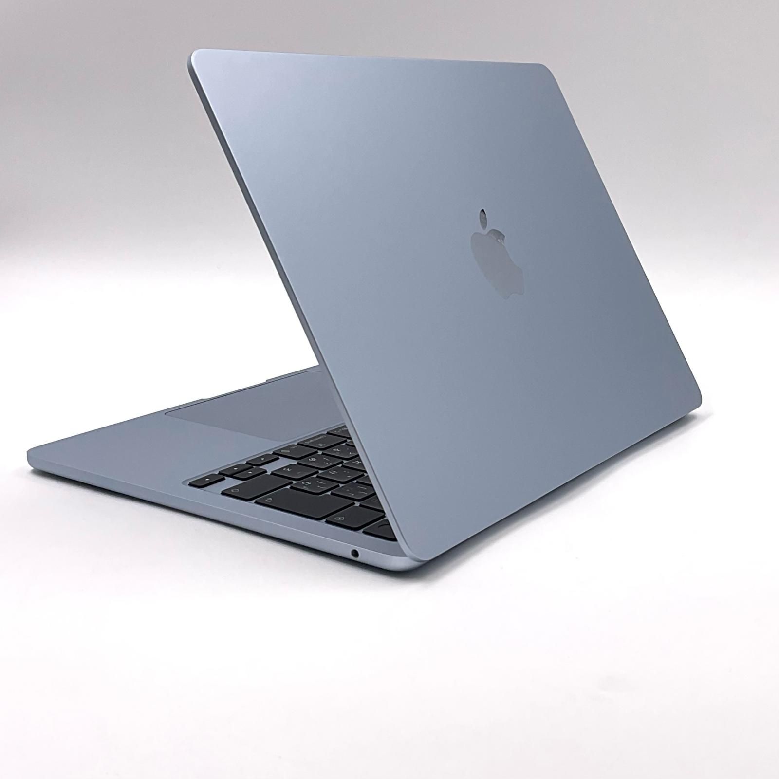 Apple MacBook Air 13インチ 2025 Apple M4 16GB M.2 SSD 512GB シルバー 超 動作 済 全額返金保証 最速発送