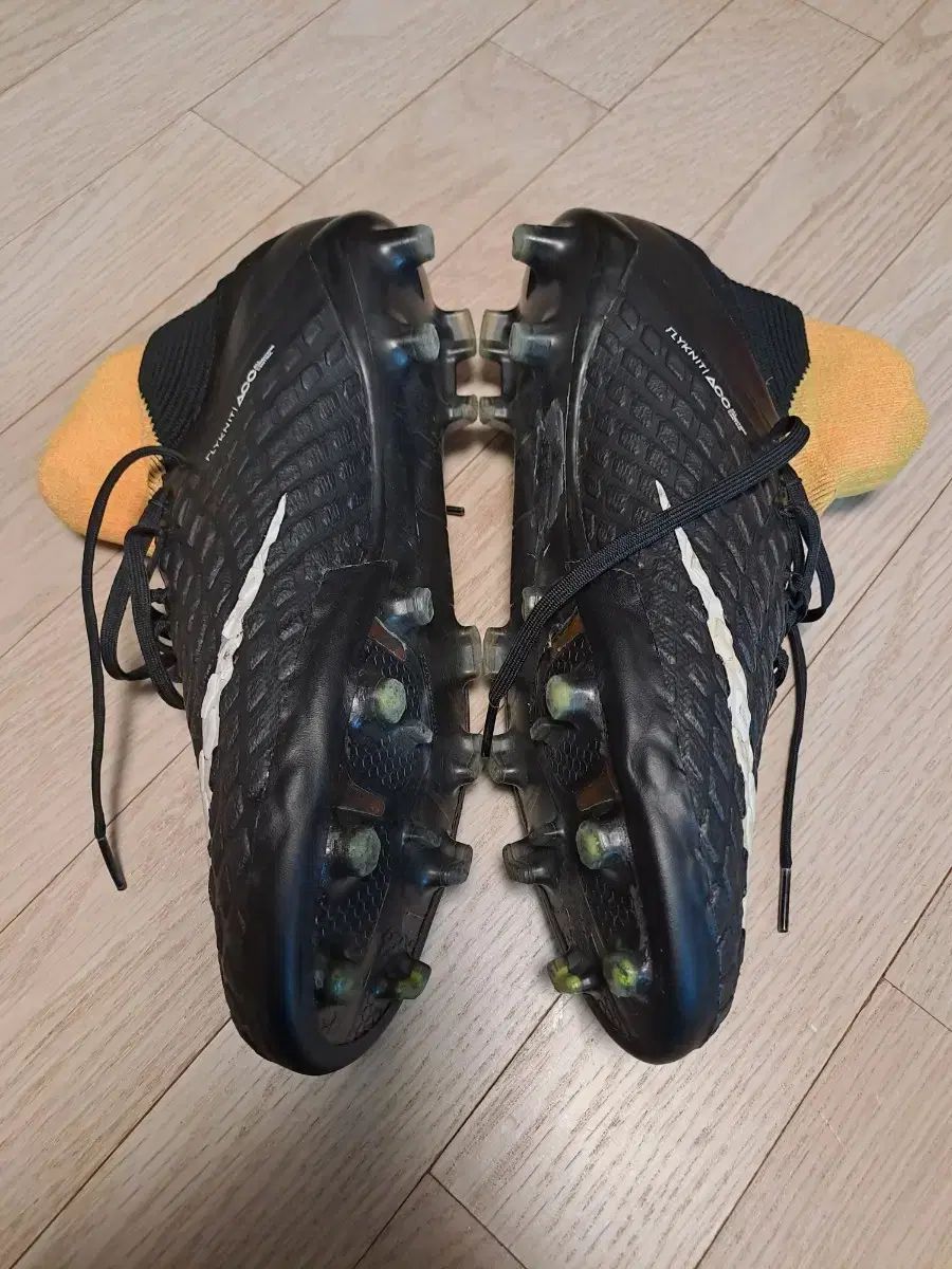 販売