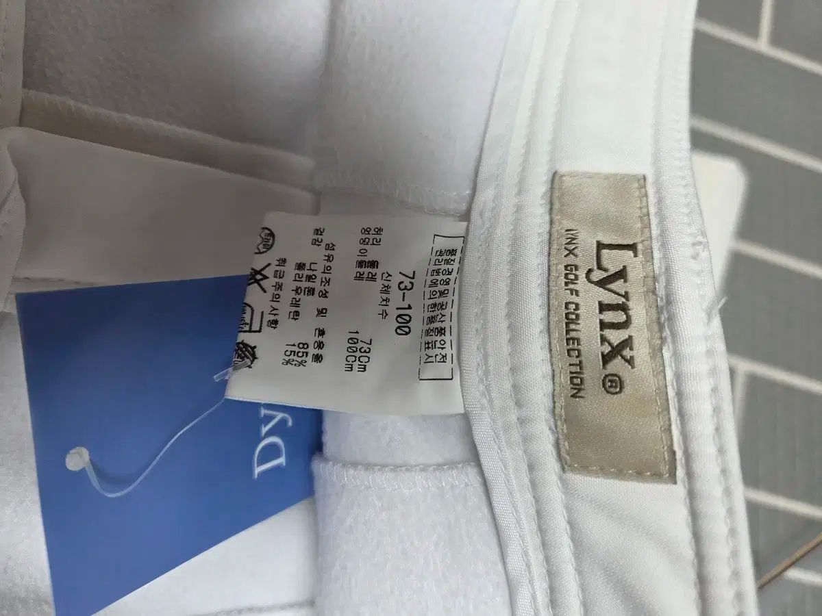 Lynx GOLF ホワイトパンツ ジッパーポケット付き Lynx GOLF