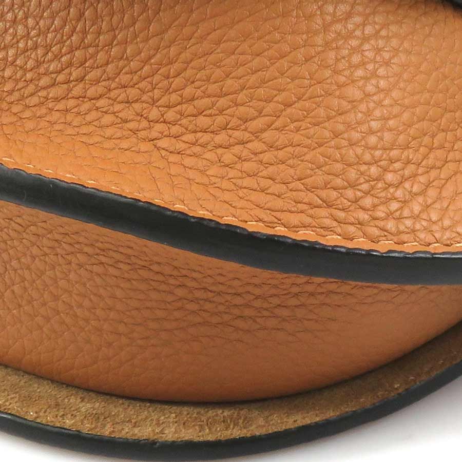 斜め掛けショルダーバッグ ゲート