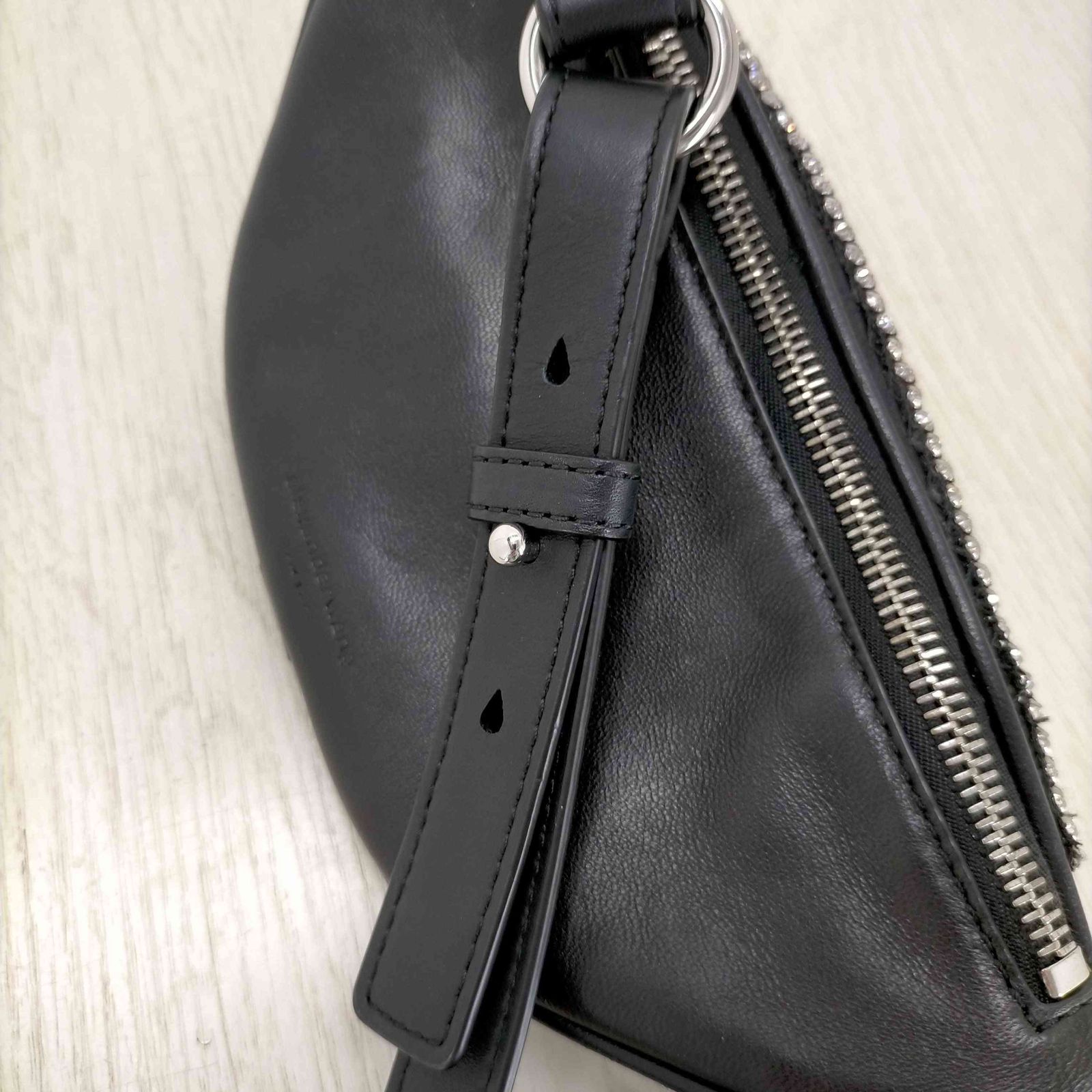 AlexanderWang ATTICA ミニファニーラインストーンボディバッグ